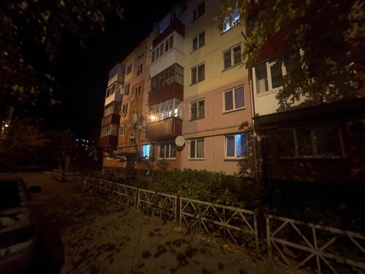 1-Комн. Квартира Целиком Интернациональная 32 С Гостиничным Сервисом Petropavlovsk Exterior foto